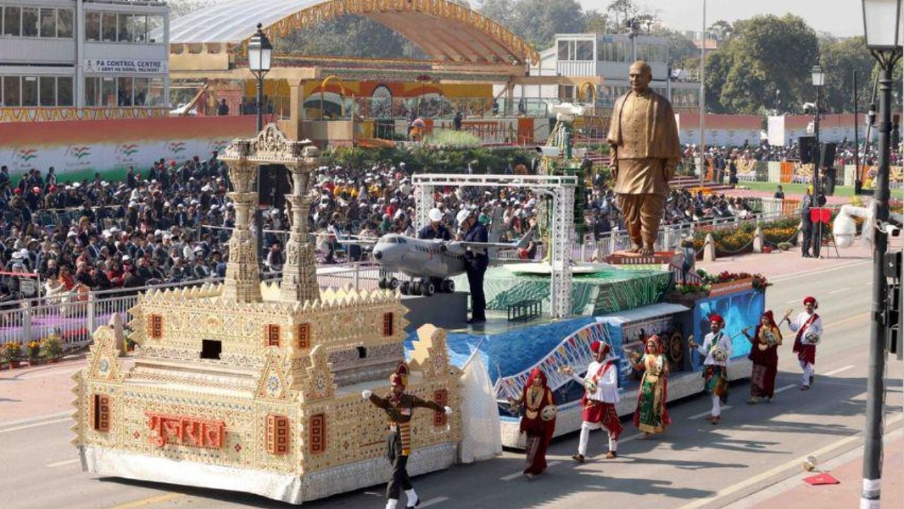 गुजरात ने लगाई जीत की हैट्रिक! गणतंत्र दिवस परेड में झांकी बनी जनता की पसंद, जानें खासियत