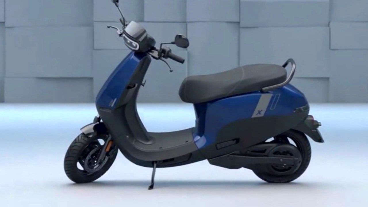 320km की रेंज और कीमत 79,999 रुपए से शुरू, लॉन्च हुए Ola के ये नए Electric Scooters