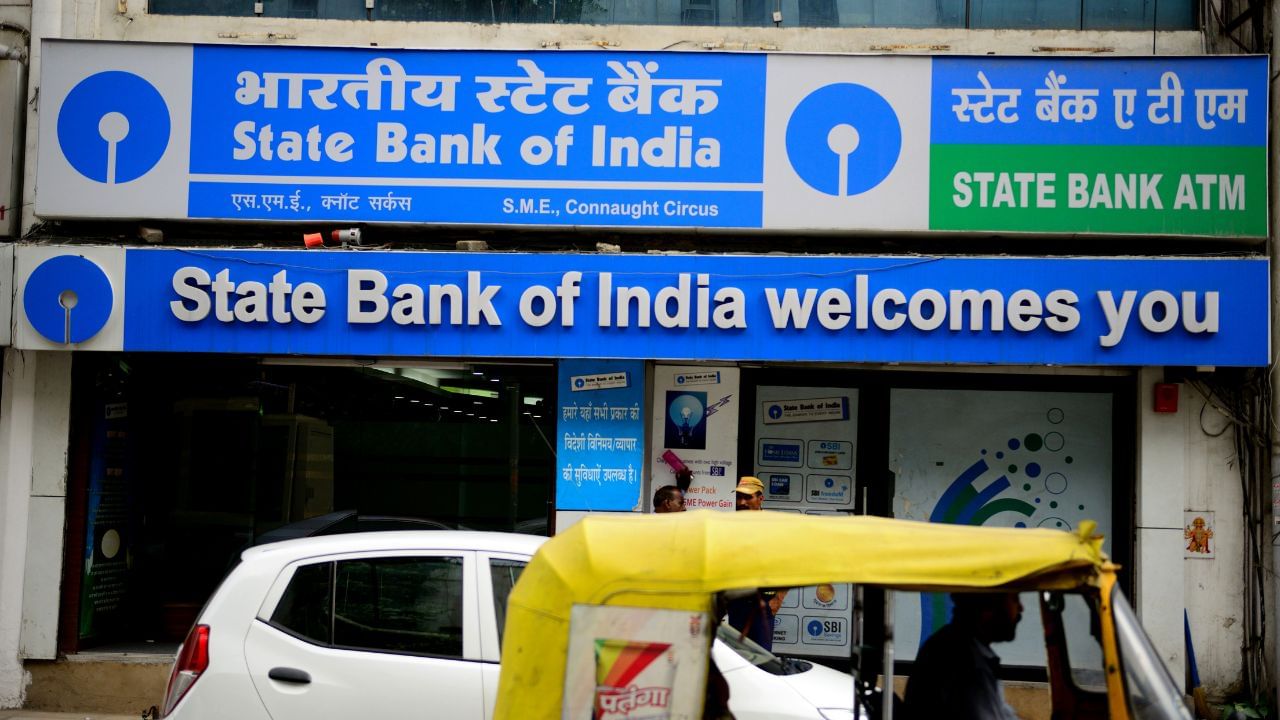 SBI PO Recruitment 2025: एसबीआई पीओ के लिए आवेदन की आज लास्ट डेट, डायरेक्ट लिंक से तुरंत करें अप्लाई