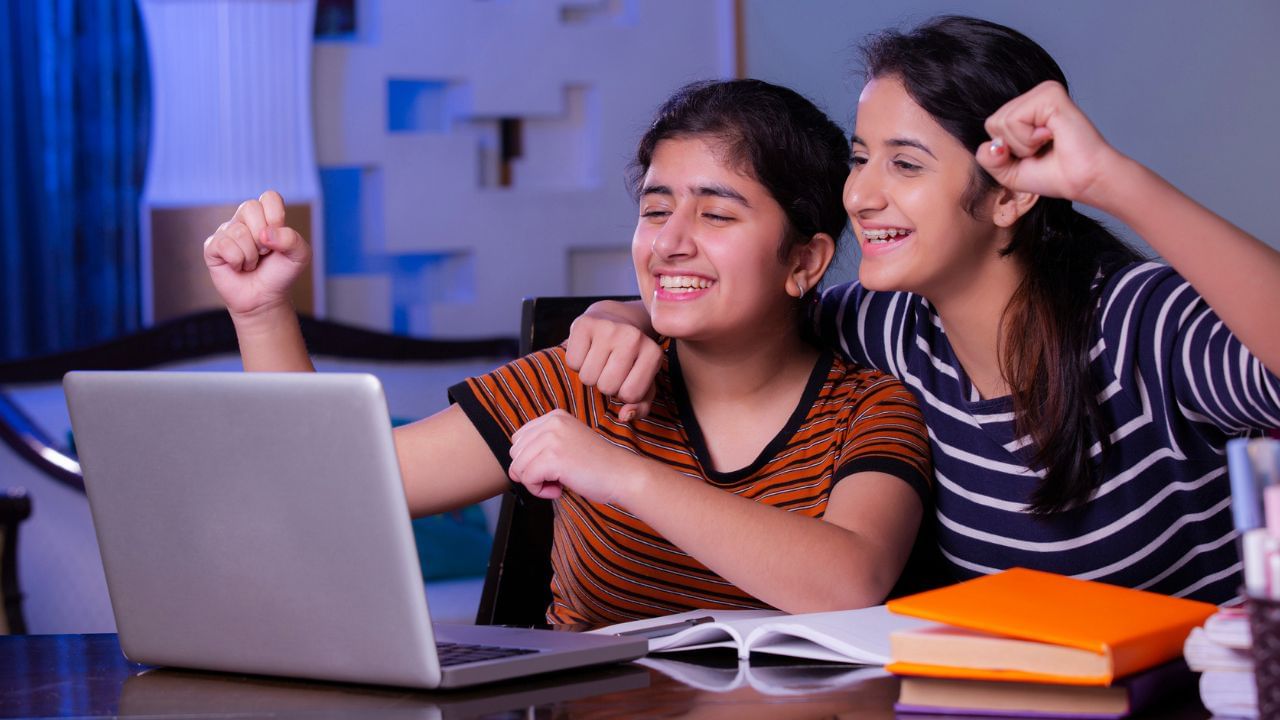 PSEB 10th Result 2025: पंजाब बोर्ड 10वीं के छात्रों के लिए बड़ी खुशखबरी, आ गई रिजल्ट की डेट, यहां कर सकते हैं चेक PSEB 10th Result 2025: पंजाब बोर्ड 10वीं के छात्रों के लिए बड़ी खुशखबरी, आ गई रिजल्ट की डेट, यहां कर सकते हैं चेक