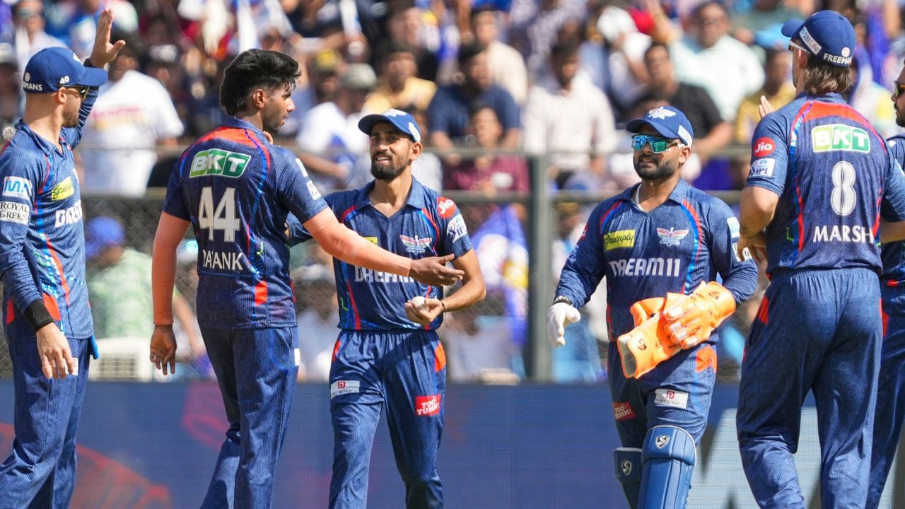 ऋषभ पंत के बाद LSG को महंगा पड़ रहा 11 करोड़ का खिलाड़ी, तोड़ा संजीव गोयनका का भरोसा ऋषभ पंत के बाद LSG को महंगा पड़ रहा 11 करोड़ का खिलाड़ी, तोड़ा संजीव गोयनका का भरोसा