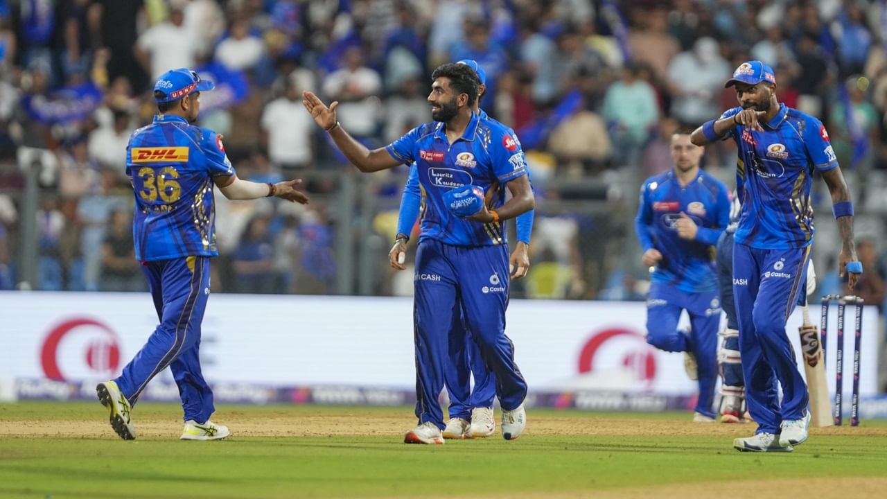 मुंबई इंडियंस ने लगातार छठा मैच जीता, RCB को पछाड़कर बनी नंबर 1 टीम, राजस्थान रॉयल्स IPL से बाहर