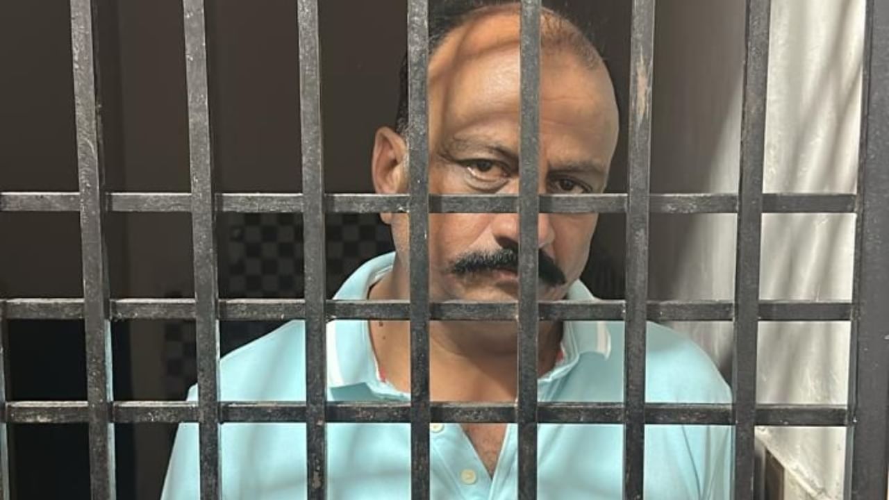 UP: मुजफ्फरनगर में मुस्लिम शख्स बोला- 'पाकिस्तान जिंदाबाद', वायरल वीडियो पर बवाल, पुलिस ने क्या की कार्रवाई? UP: मुजफ्फरनगर में मुस्लिम शख्स बोला- 'पाकिस्तान जिंदाबाद', वायरल वीडियो पर बवाल, पुलिस ने क्या की कार्रवाई?