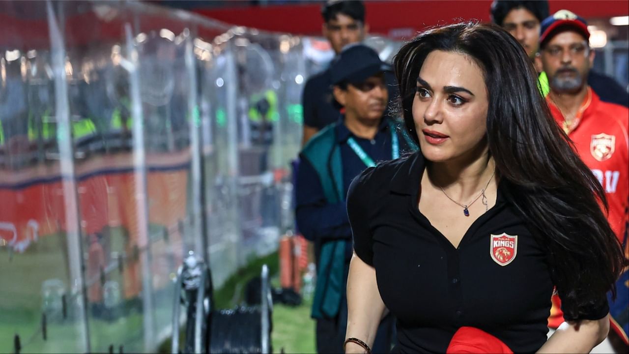 भयानक गुस्से में प्रीति जिंटा, मचा दिया हंगामा, पंजाब किंग्स की हार के बाद कहा- ऐसी गलती बर्दाश्त के बाहर
