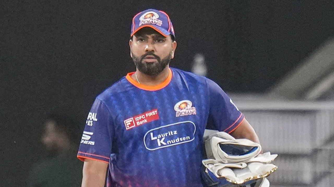 रोहित शर्मा धीमे खिलाड़ी हैं? मुंबई इंडियंस के हेड कोच ने कहा-ज्यादा तेज दौड़ने वाले चाहिए रोहित शर्मा धीमे खिलाड़ी हैं? मुंबई इंडियंस के हेड कोच ने कहा-ज्यादा तेज दौड़ने वाले चाहिए