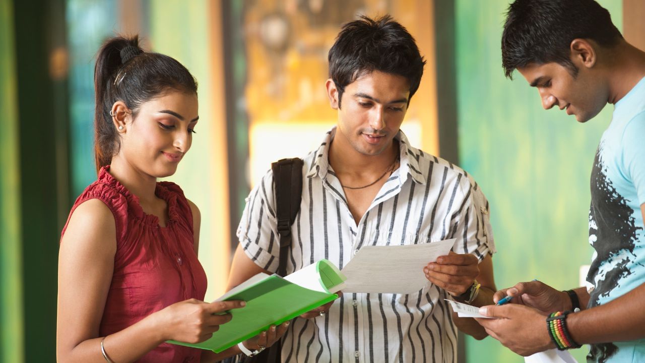 RRB NTPC Exam Date 2025: आरआरबी एनटीपीसी परीक्षा की डेट घोषित, जानें एडमिट पर क्या है अपडेट RRB NTPC Exam Date 2025: आरआरबी एनटीपीसी परीक्षा की डेट घोषित, जानें एडमिट पर क्या है अपडेट