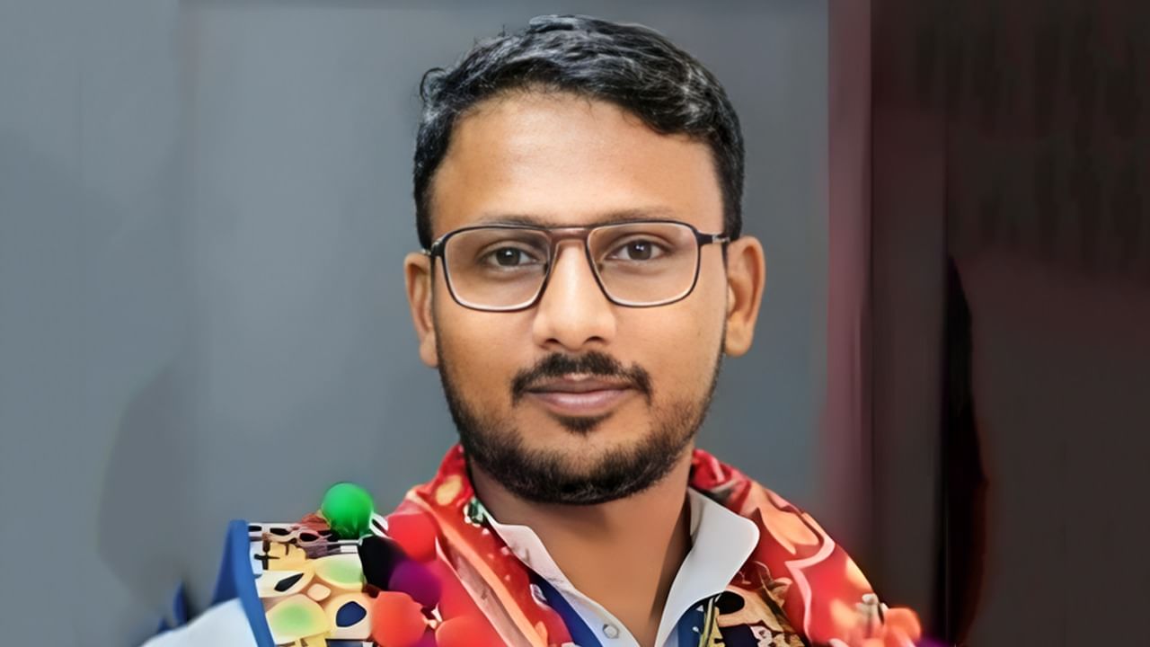 ACB ने रिश्वत के आरोप में MLA जयकृष्ण पटेल किया गिरफ्तार, घूस के रुपए लेकर गनमैन फरार ACB ने रिश्वत के आरोप में MLA जयकृष्ण पटेल किया गिरफ्तार, घूस के रुपए लेकर गनमैन फरार