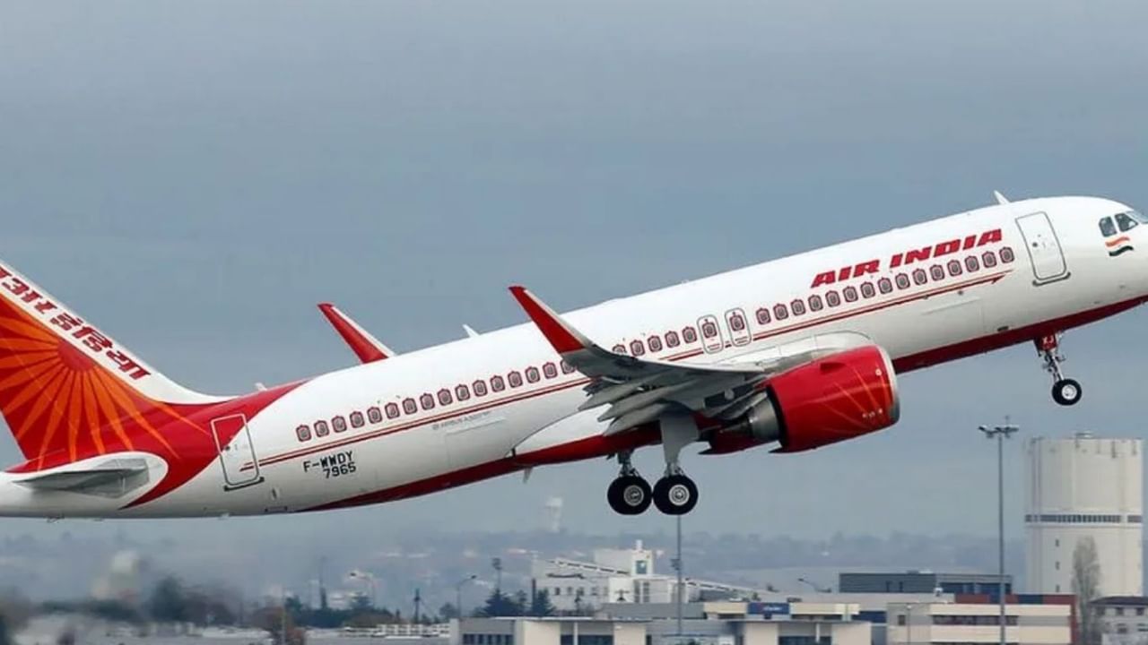 एअर इंडिया की सेवाओं पर बढ़ी यात्रियों की नाराज़गी, 79 फीसदी लोग गुणवत्ता और रखरखाव को लेकर नाखुश