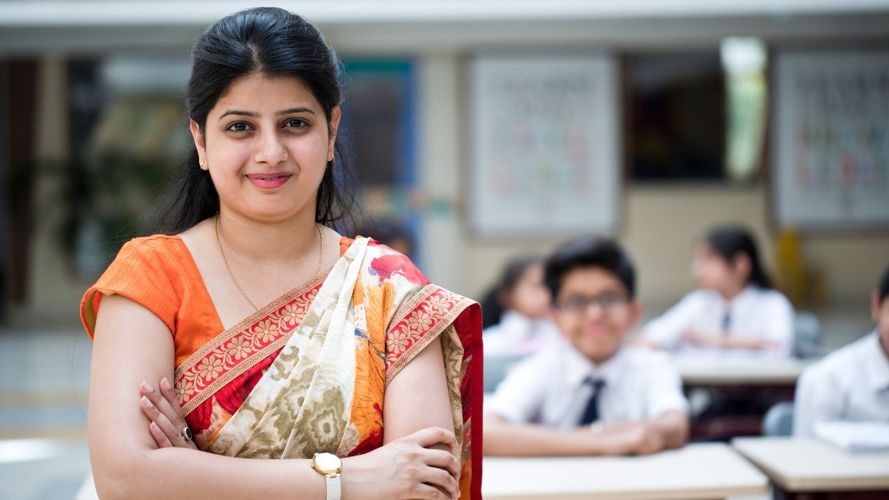National Teachers Award 2025: नेशनल टीचर अवॉर्ड के लिए 6 जुलाई तक करें रजिस्ट्रेशन, जानें पुरस्कार में क्या-क्या मिलता है National Teachers Award 2025: नेशनल टीचर अवॉर्ड के लिए 6 जुलाई तक करें रजिस्ट्रेशन, जानें पुरस्कार में क्या-क्या मिलता है