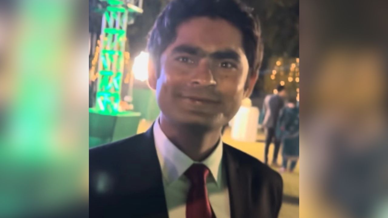 जांच में सामने आया है कि आरोपी के पाकिस्तान के दूतावास में काम करने वाले अहसान-उर-रहीम उर्फ दानिश और सोहेल कमर से नजदीकी संपर्क थे. दानिश की मदद से कई बार शकूर पाक का वीजा लेकर पाकिस्तान की यात्रा भी कर चुका है. पाक प्रवास के दौरान ISI एजेंटों से भी संपर्क किया था. साथ ही वो अहम सूचनाएं वाट्सएप के जरिए उपलब्ध करवा रहा था.