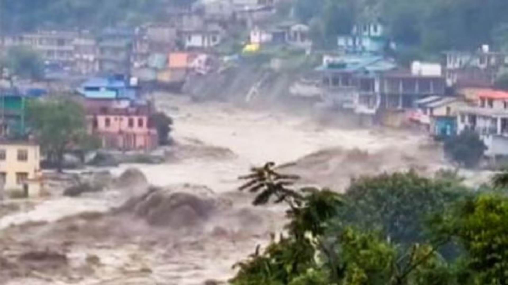 हिमाचल में बारिश ने मचाई तबाही! कांगड़ा में बहती मिलीं दो लाशें… कुल्लू में भी हालत खराब, कब मिलेगी राहत?