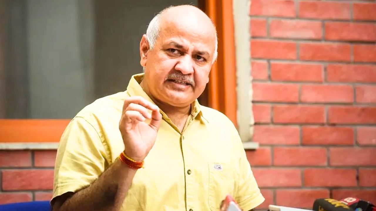 दिल्ली की परेशान जनता की चिंता छोड़ BJP मेरे पीछे पड़ी है... मनीष सिसोदिया का बड़ा हमला