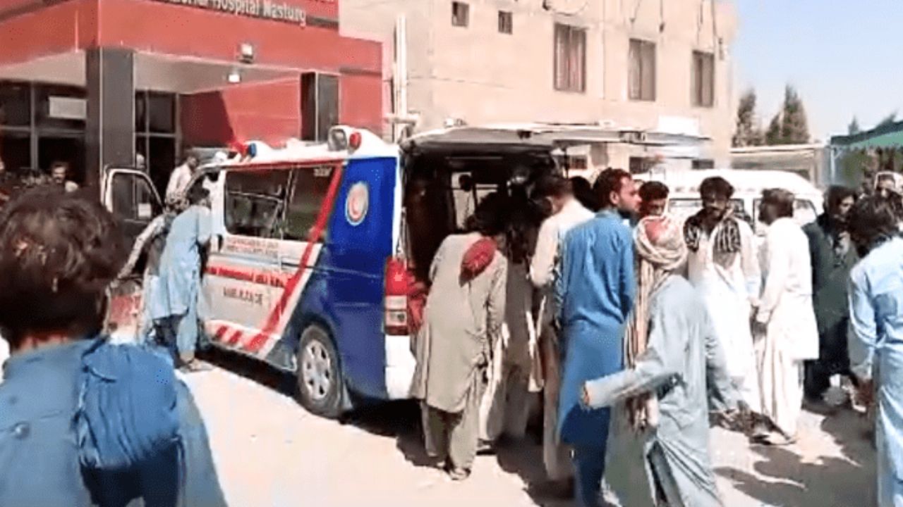 Eid की छुट्टियों के बीच पाकिस्तान को झटका, अलग-अलग घटनाओं में 50 से ज्यादा लोगों की मौत