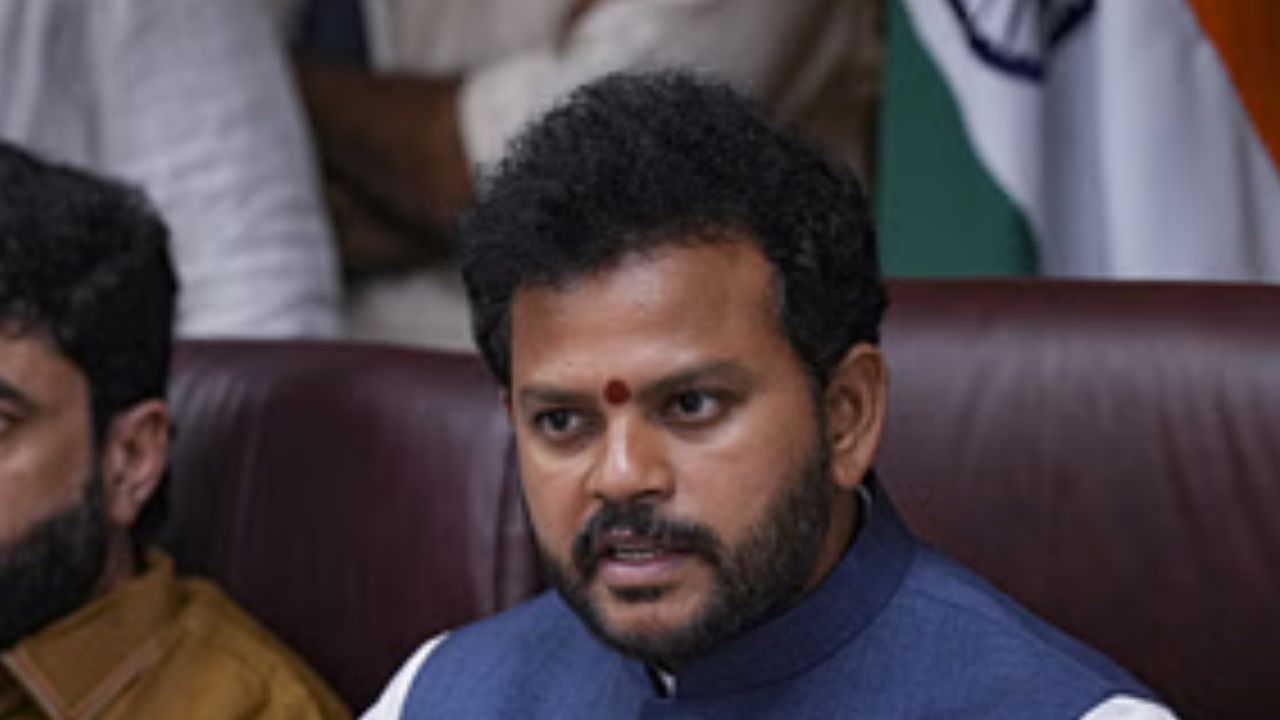 सड़क हादसे में मैंने पिता को खोया...उड्डयन मंत्री बोले- लोगों के दर्द को समझ सकता हूं