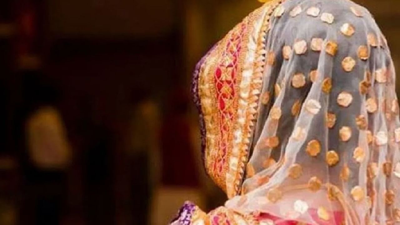 'ससुर ने मेरी बीवी को 10 लाख में बेचा...', बॉयफ्रेंड संग भागी पत्नी, पति ने खा लिया जहर