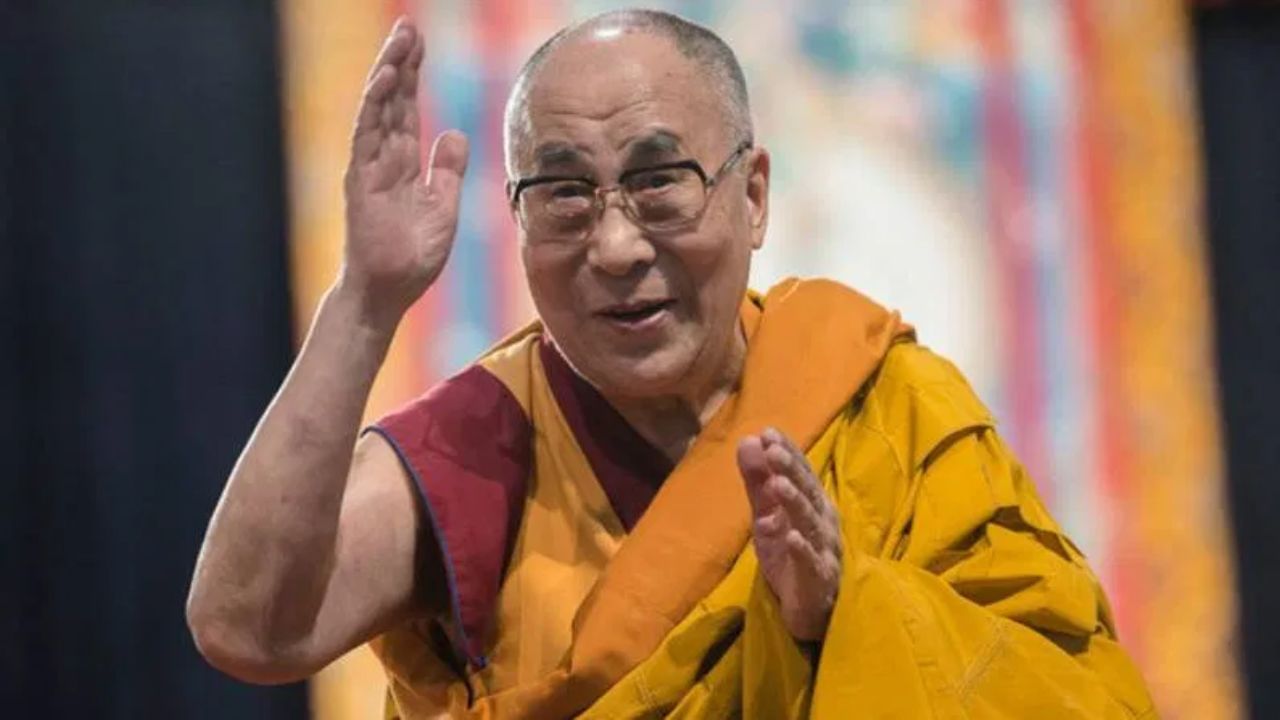 सभी धर्मों की स्वतंत्रता का समर्थन... दलाई लामा के उत्तराधिकारी विवाद पर भारत का चीन को जवाब सभी धर्मों की स्वतंत्रता का समर्थन... दलाई लामा के उत्तराधिकारी विवाद पर भारत का चीन को जवाब