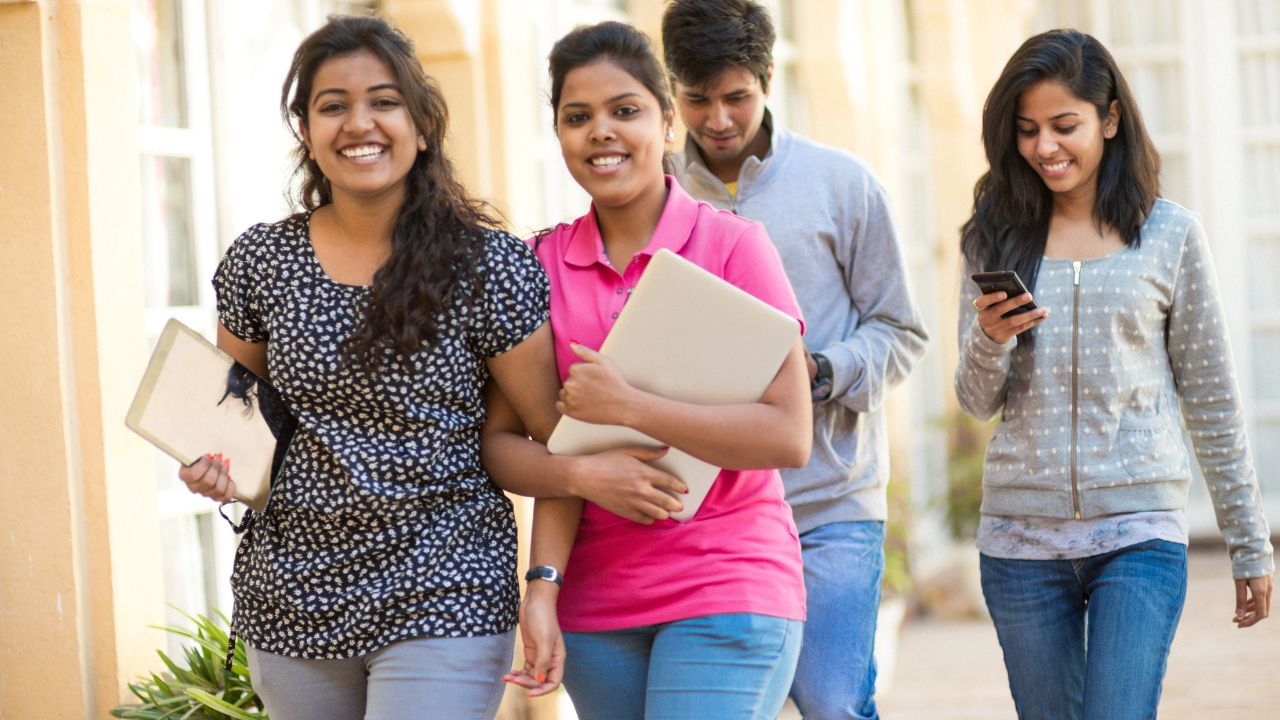 CUET UG Result 2025: सीयूईटी यूजी में कितने विषयों के नंबर होते हैं महत्वपूर्ण? जानें DU, BHU और JNU में कैसे मिलेगा एडमिशन CUET UG Result 2025: सीयूईटी यूजी में कितने विषयों के नंबर होते हैं महत्वपूर्ण? जानें DU, BHU और JNU में कैसे मिलेगा एडमिशन