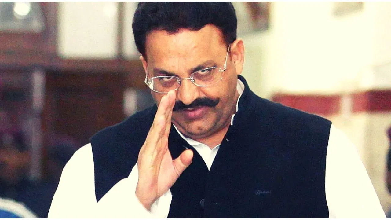 क्या भूत भेज रहा पैसा! एक साल पहले मुख्तार अंसारी की मौत, माफिया के पुराने वाले खाते में अचानक आए 25 लाख क्या भूत भेज रहा पैसा! एक साल पहले मुख्तार अंसारी की मौत, माफिया के पुराने वाले खाते में अचानक आए 25 लाख