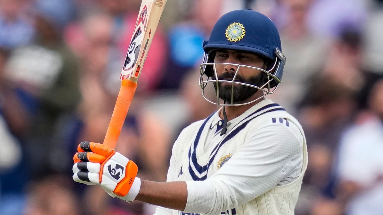 Ravindra Jadeja Century: रवींद्र जडेजा ने भी मैनचेस्टर में ठोका शतक, इंग्लैंड को तीसरी बार बनाया अपना निशाना Ravindra Jadeja Century: रवींद्र जडेजा ने भी मैनचेस्टर में ठोका शतक, इंग्लैंड को तीसरी बार बनाया अपना निशाना