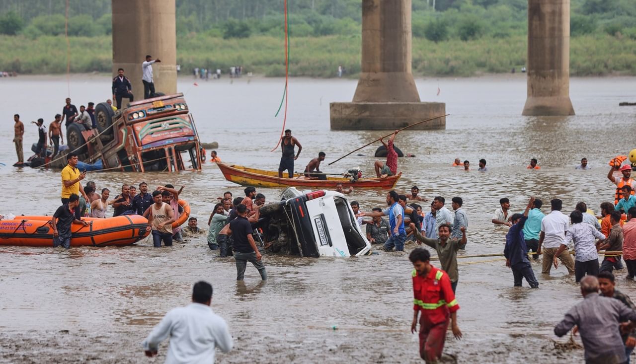 Vadodara Bridge Collapse